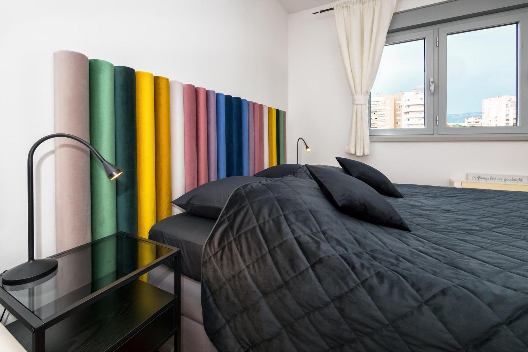 Sole Split, Firule Apartament